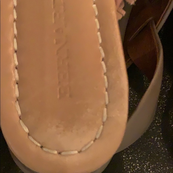 Bernardo worn twice. EUC blush color - Picture 5 of 5